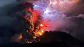 INDONESIA VOLCÁN 1