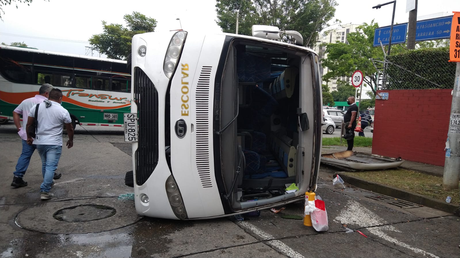 Accidente De Bus Escolar Deja Al Menos 10 Heridos | Agenciapi.co