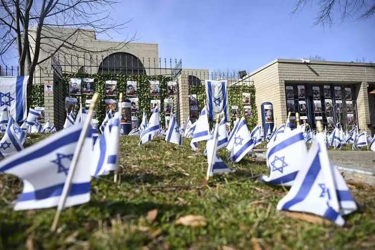 Un Soldado Estadounidense Se Inmola Frente A La Embajada De Israel En