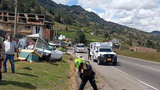 En V Deo As Fue El Impactante Accidente Entre Un Porsche Y Una Moto En La V A Tunja Bogot