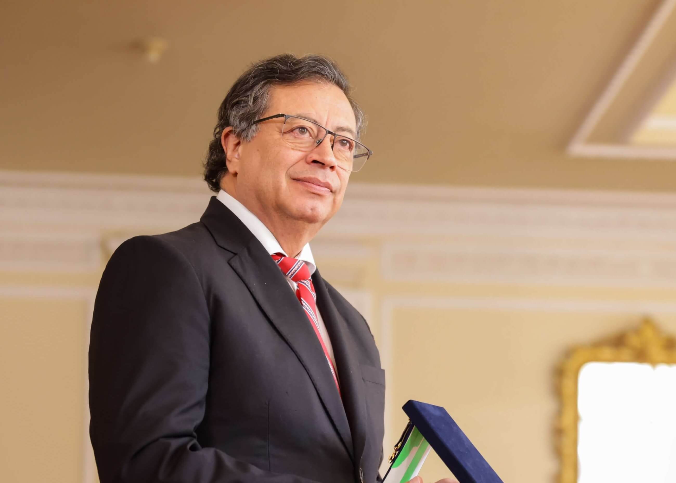 Gustavo Petro desata polémica al celebrar aniversario de la Revolución Cubana con referencia a Fidel Castro