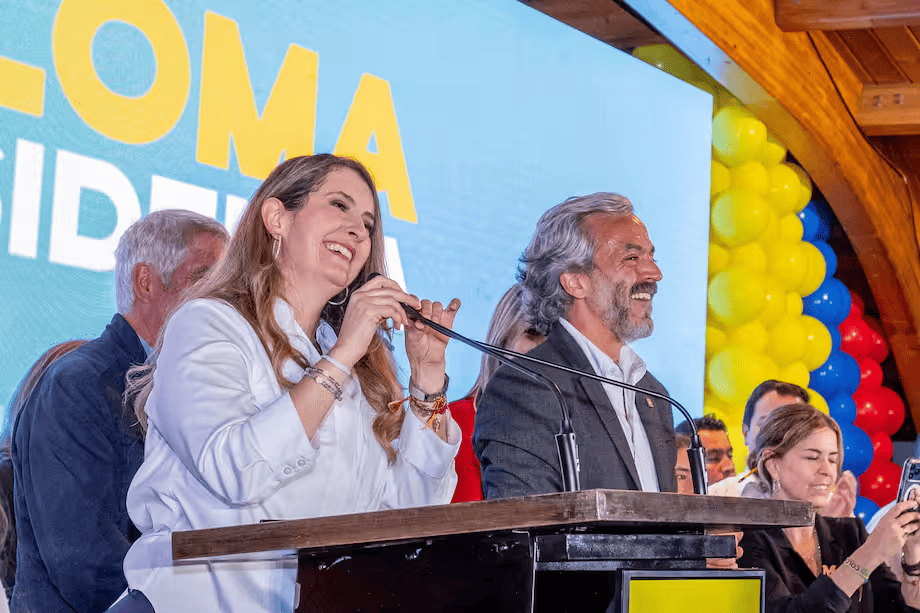 Reunión entre Paloma Valencia y Juan Daniel Oviedo termina sin acuerdo sobre fórmula vicepresidencial