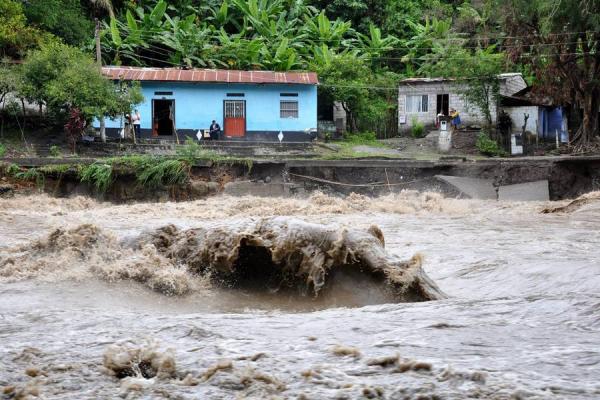 Petro declara desastre natural en Colombia/Vanguardia