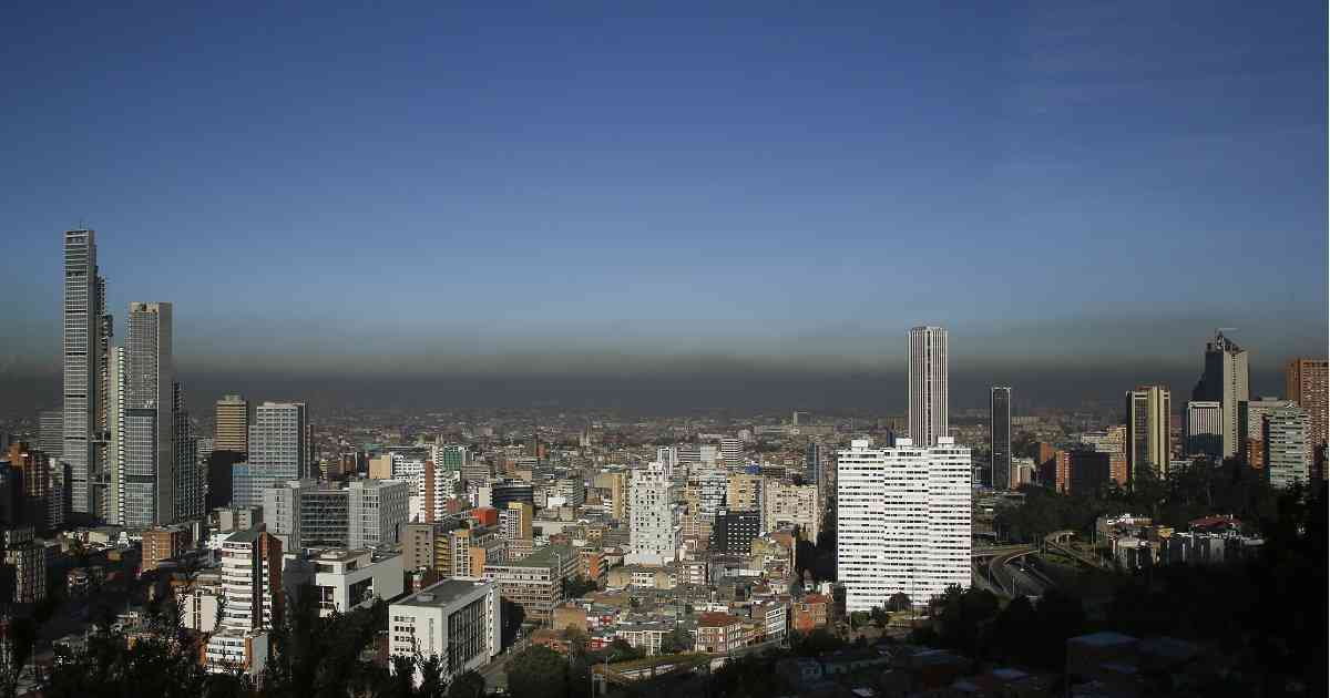 Alerta amarilla en Bogotá por la calidad del aire La Alcaldía de la capital anunció nuevas medidas para contrarrestar la emergencia ambiental