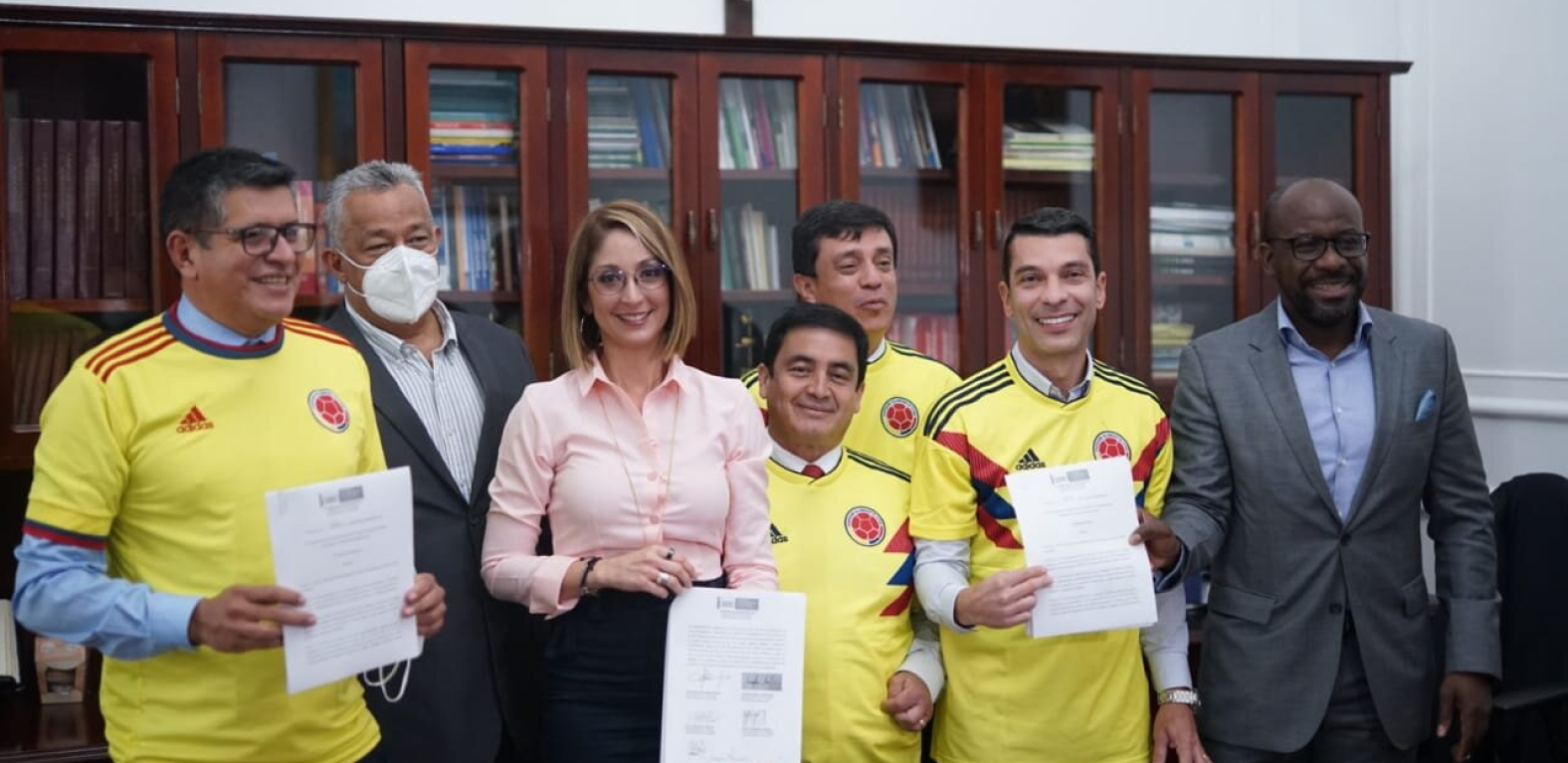 Radicado Proyecto de Ley que busca declarar como patrimonio cultural e inmaterial, el fútbol colombiano Radicado Proyecto de Ley que busca declarar como patrimonio cultural e inmaterial, el fútbol colombiano