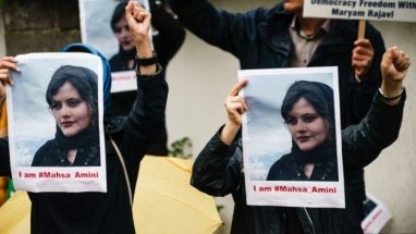 Régimen de Irán dice que Mahsa Amini murió por enfermedad