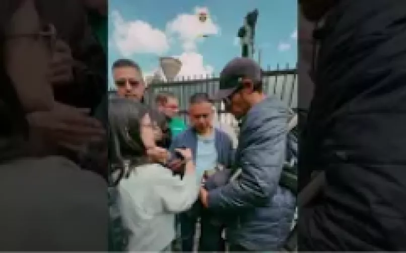 Directora del Dapre entrega ayudas a habitantes de calle