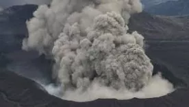 Entró en erupción el volcán Monte Aso en Japón