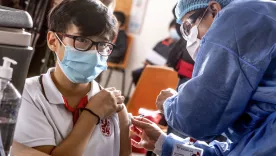 8 de noviembre: Inicia la vacunación en colegios de Bogotá