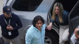 NICOLÁS PETRO Y LAURA OJEDA 7