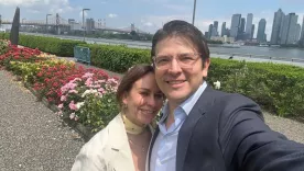 Miguel Uribe y su esposa