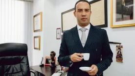 abogado Víctor Mosquera 