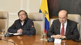 alvaro leyva y gustavo petro_25