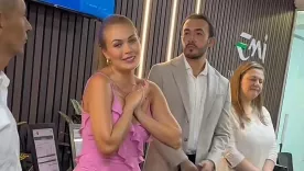 Sara Uribe presenta empresa de turismo con base en Dubái