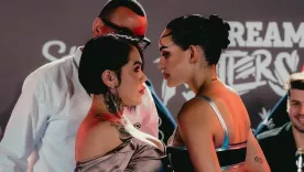 Yina Calderón y Andrea Valdiri en combate estelar en Stream Fighters IV