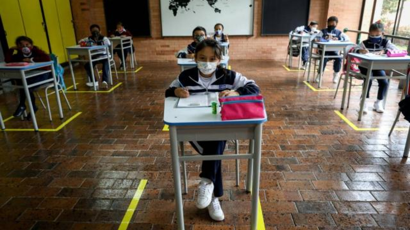 Clases colegio presencial