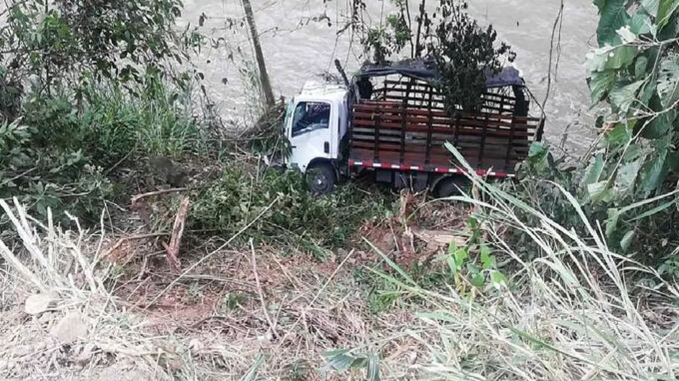 Ataque a policía y agentes en Tuluá