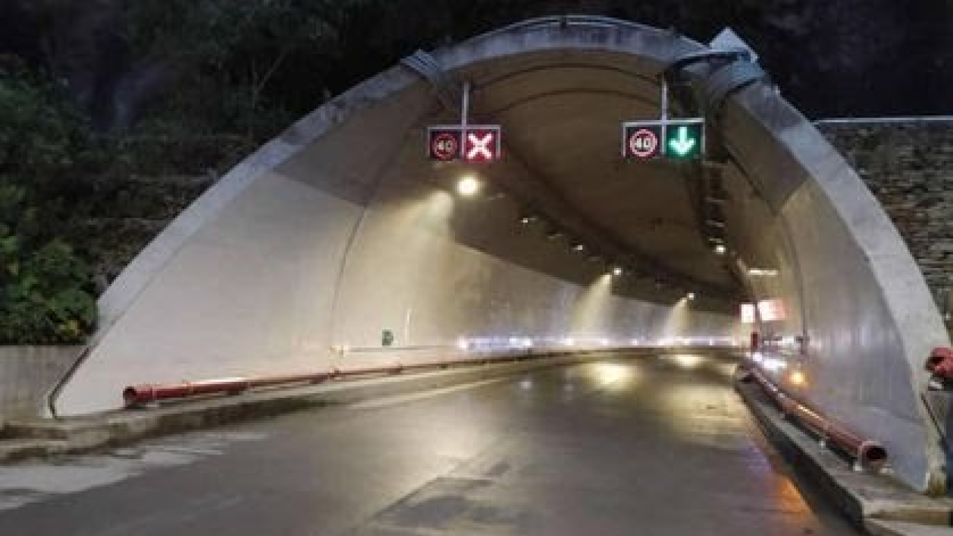 Túnel de la línea noviembre