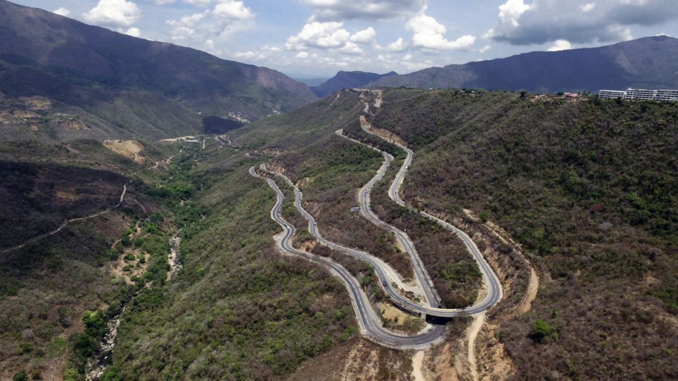 VINCI Concessions, Vía Bogotá-Girardot