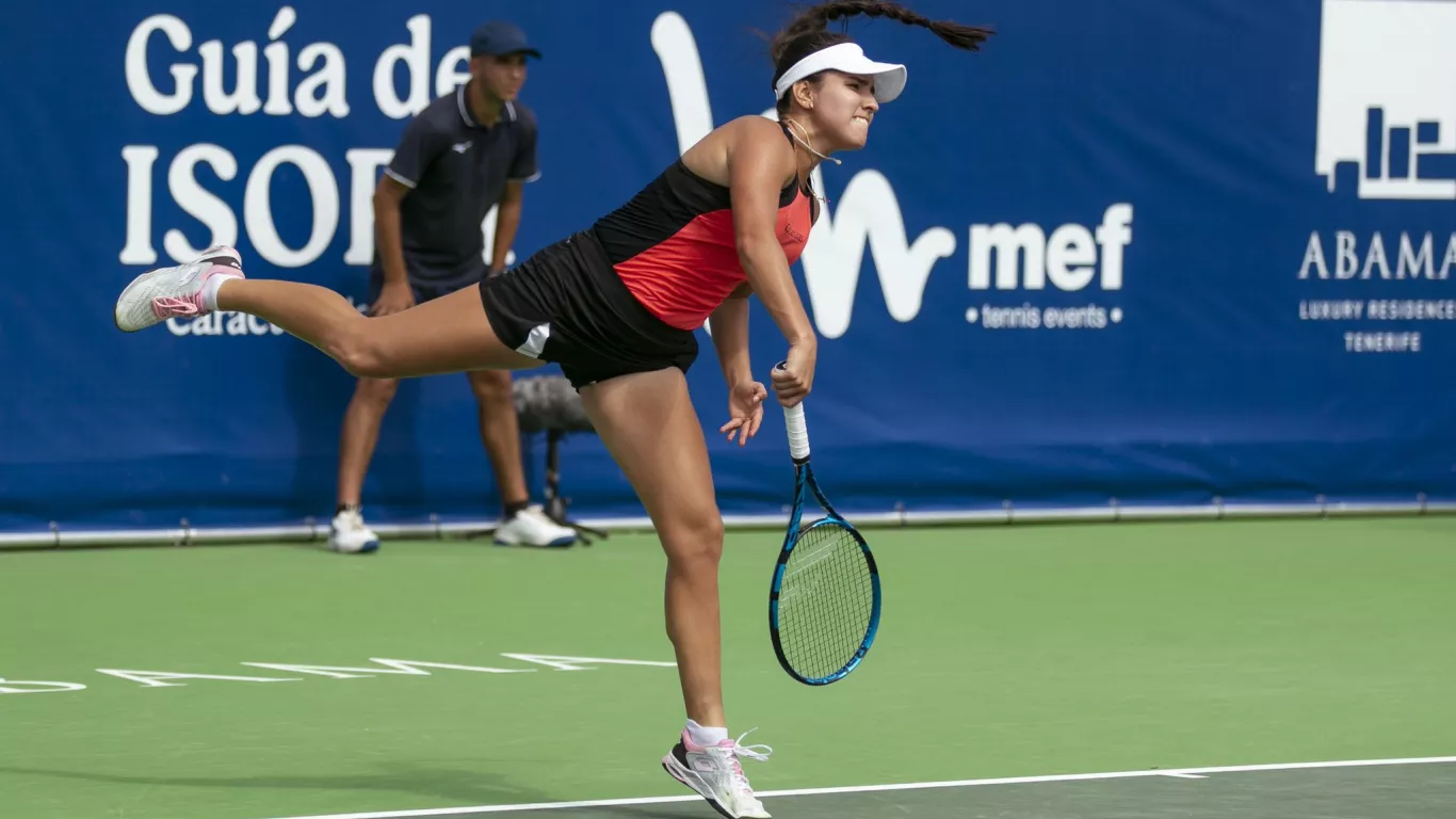 María Camila Osorio avanza a cuartos de final en Tenerife