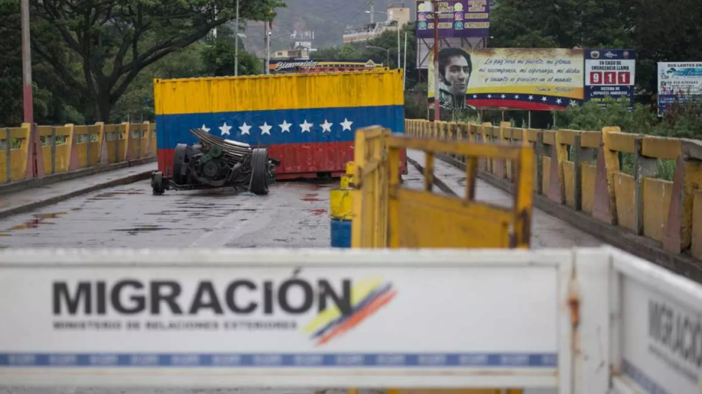 Diplomáticos venezolanos retiraron bloqueo en frontera colombo-venezolana