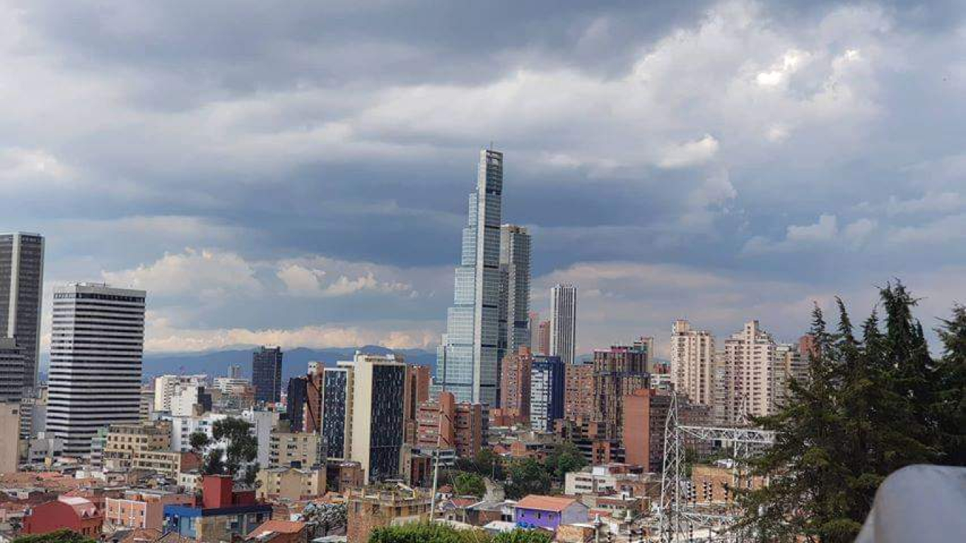 Inversionistas del edificio Bacatá piden que no se remate la torre sur
