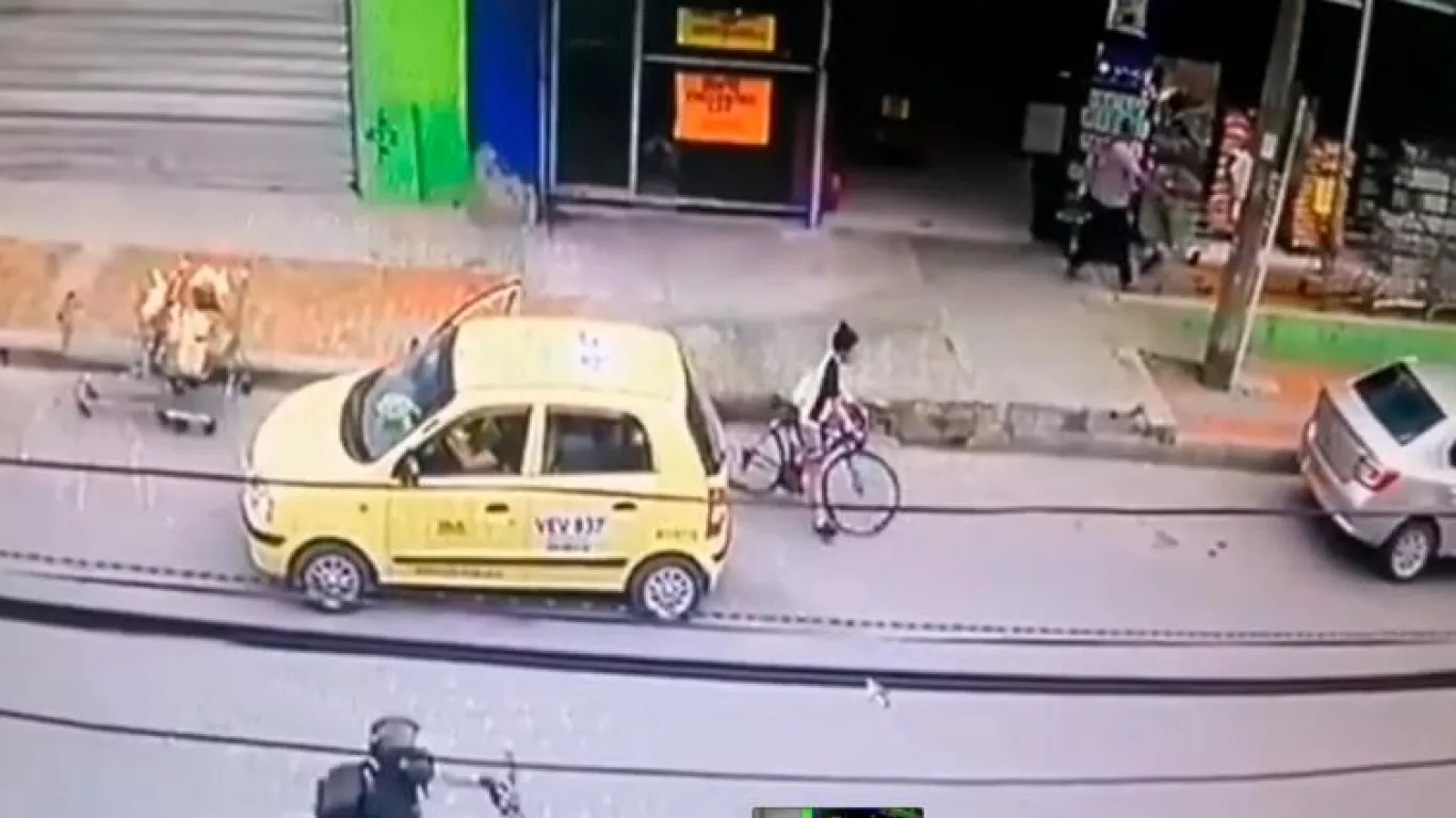 taxista roba mercado de pasajero