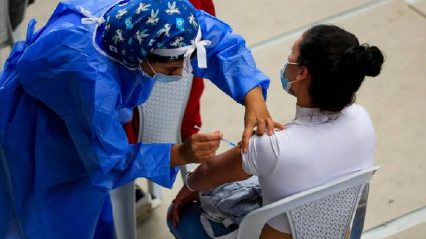 En Colombia se han aplicado más de 76 millones de vacunas contra el Covid-19