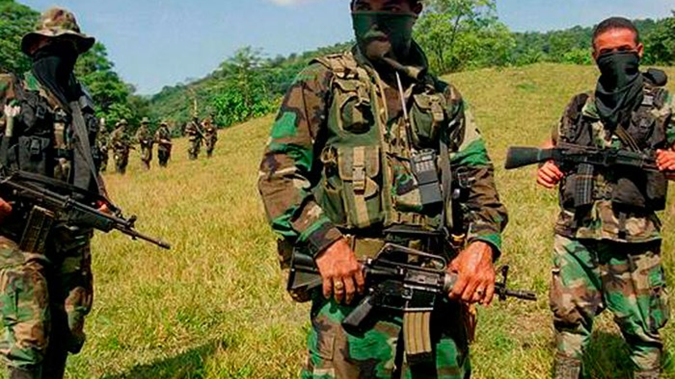 Águilas Negras amenazaron a población en Caldas