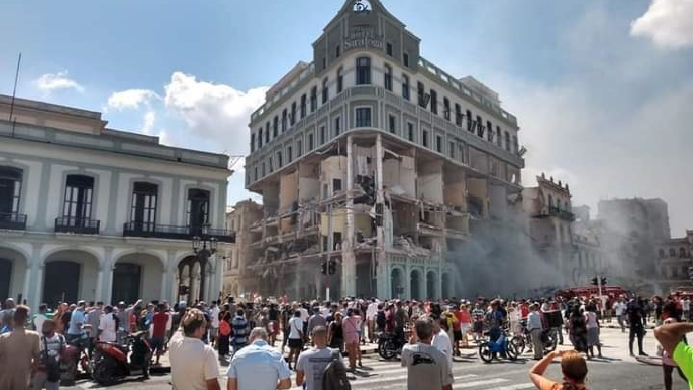 Explosión destruyó famoso hotel Saratoga en La Habana