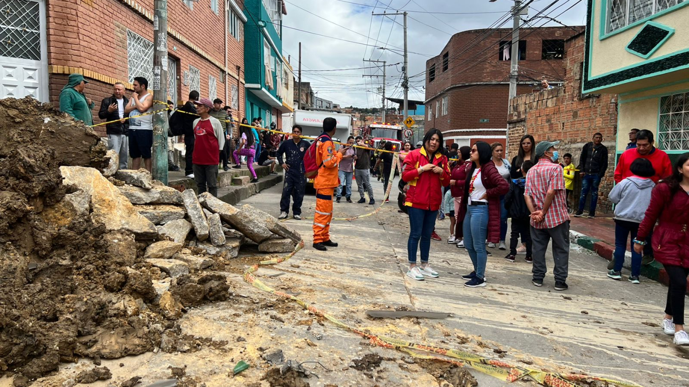 Explosión de una tubería de gas en San Cristobal Sur deja tres personas  heridas 