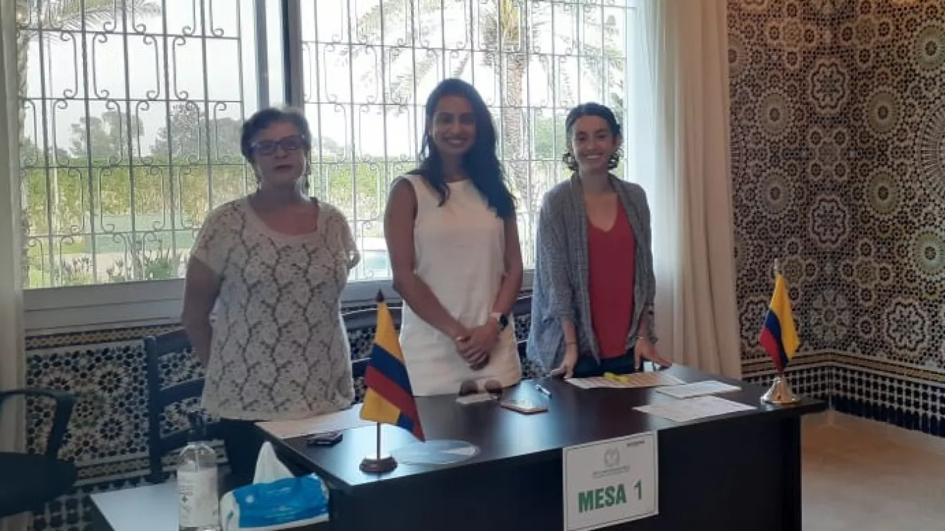Comenzó segunda vuelta presidencial en más de 60 consulados colombianos