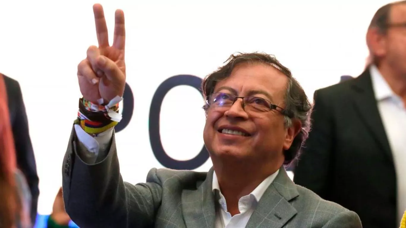 Gustavo Petro 21