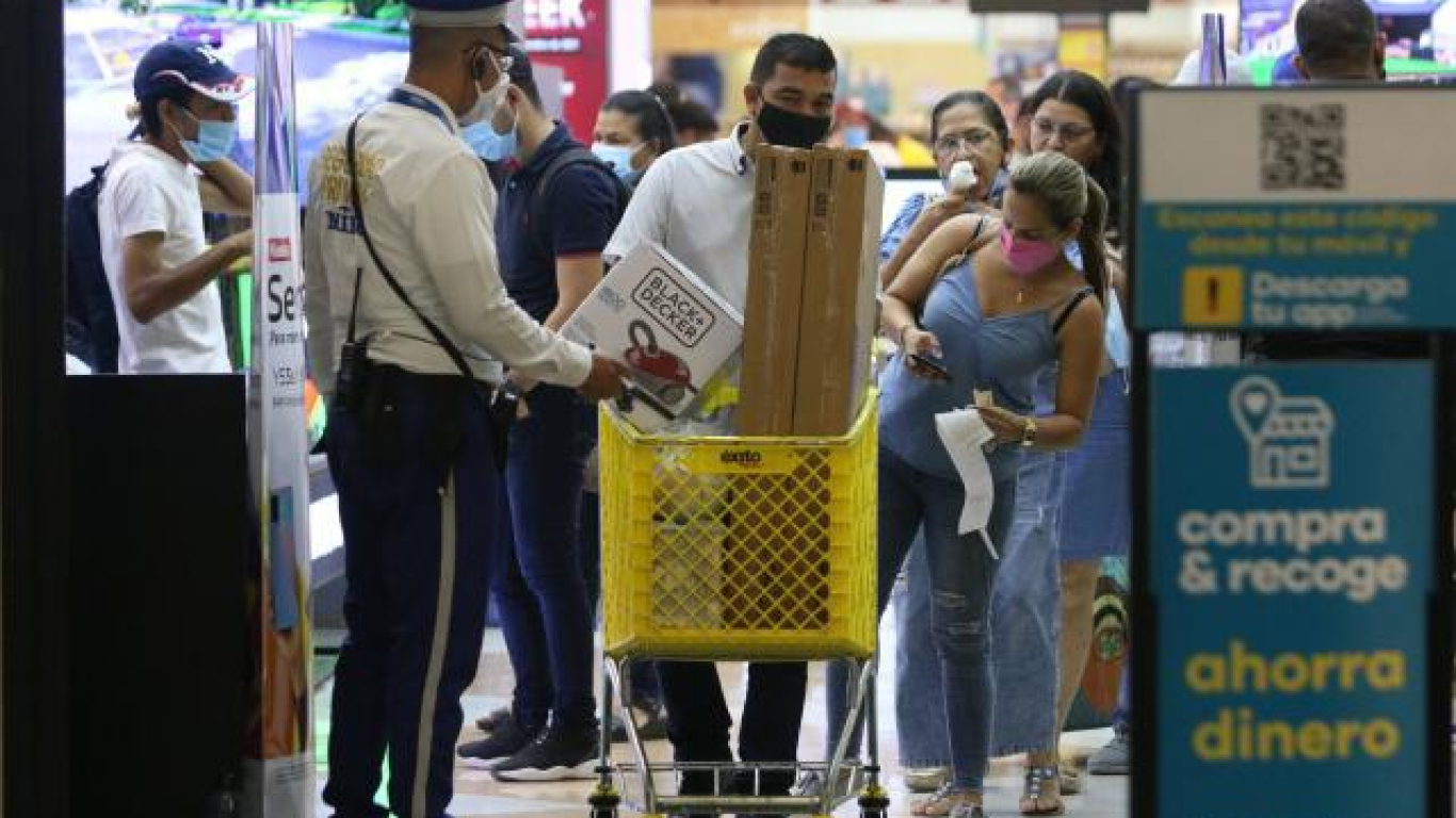 El gobierno incluyó en la reforma tributaria dos días sin IVA