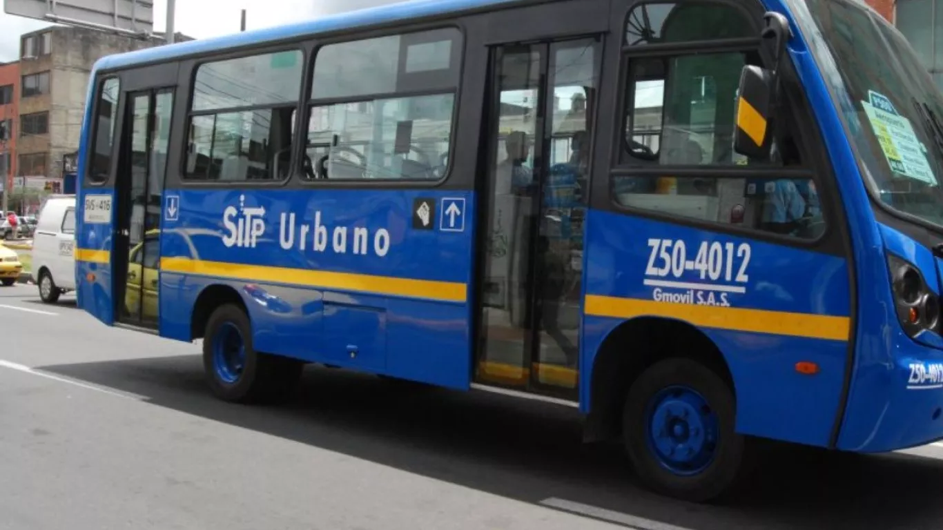 Choque de ruta escolar con bus del SITP dejó siete niños lesionados