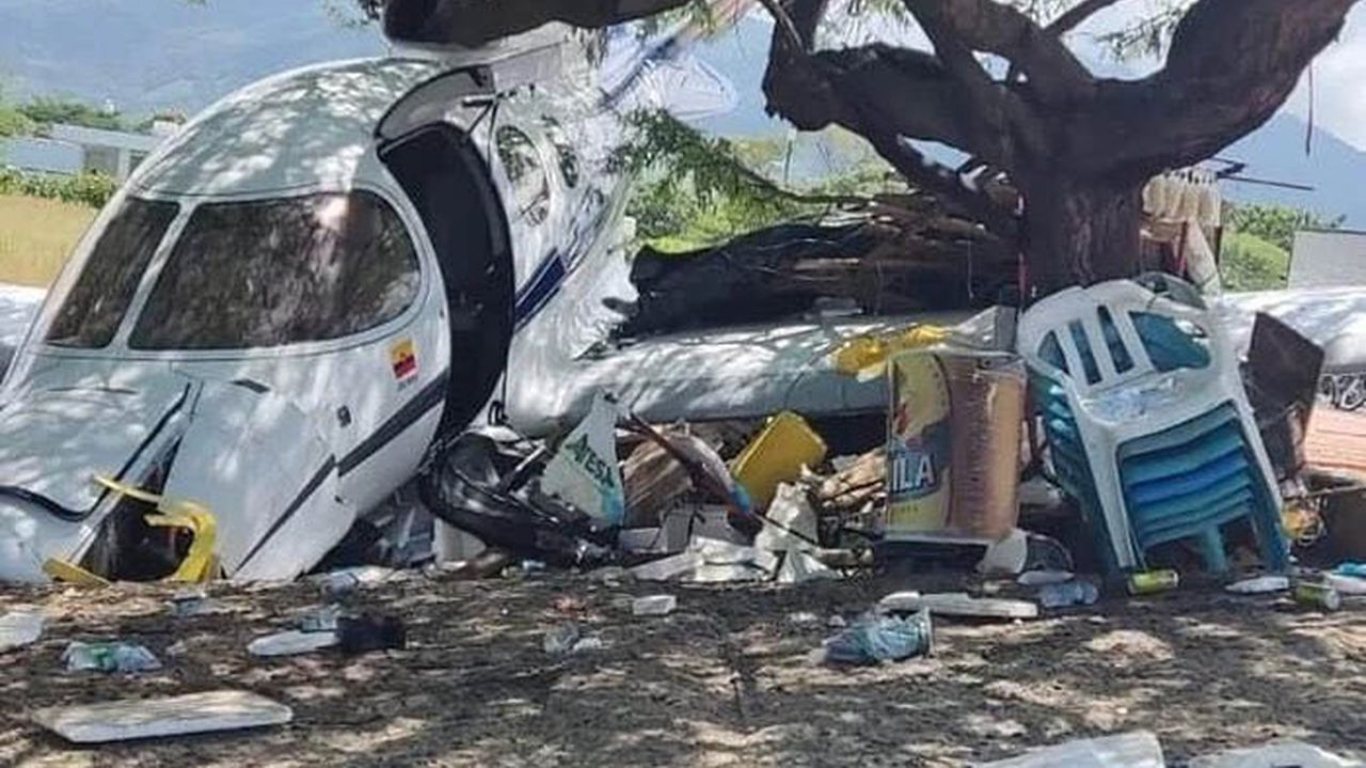 AVIONETA EN SANTA MARTA
