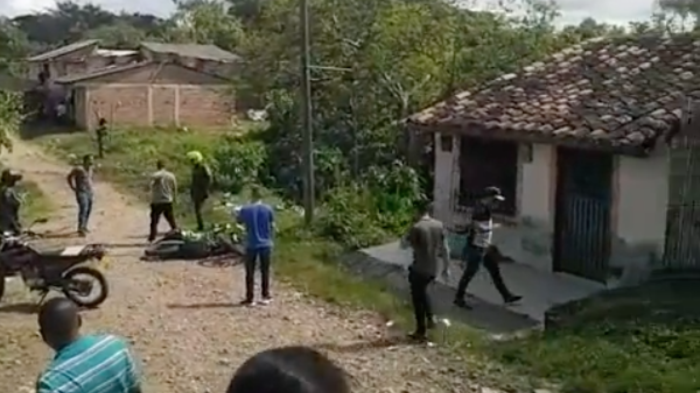 Ataque con explosivos en Cauca dejó un policía muerto y dos heridos
