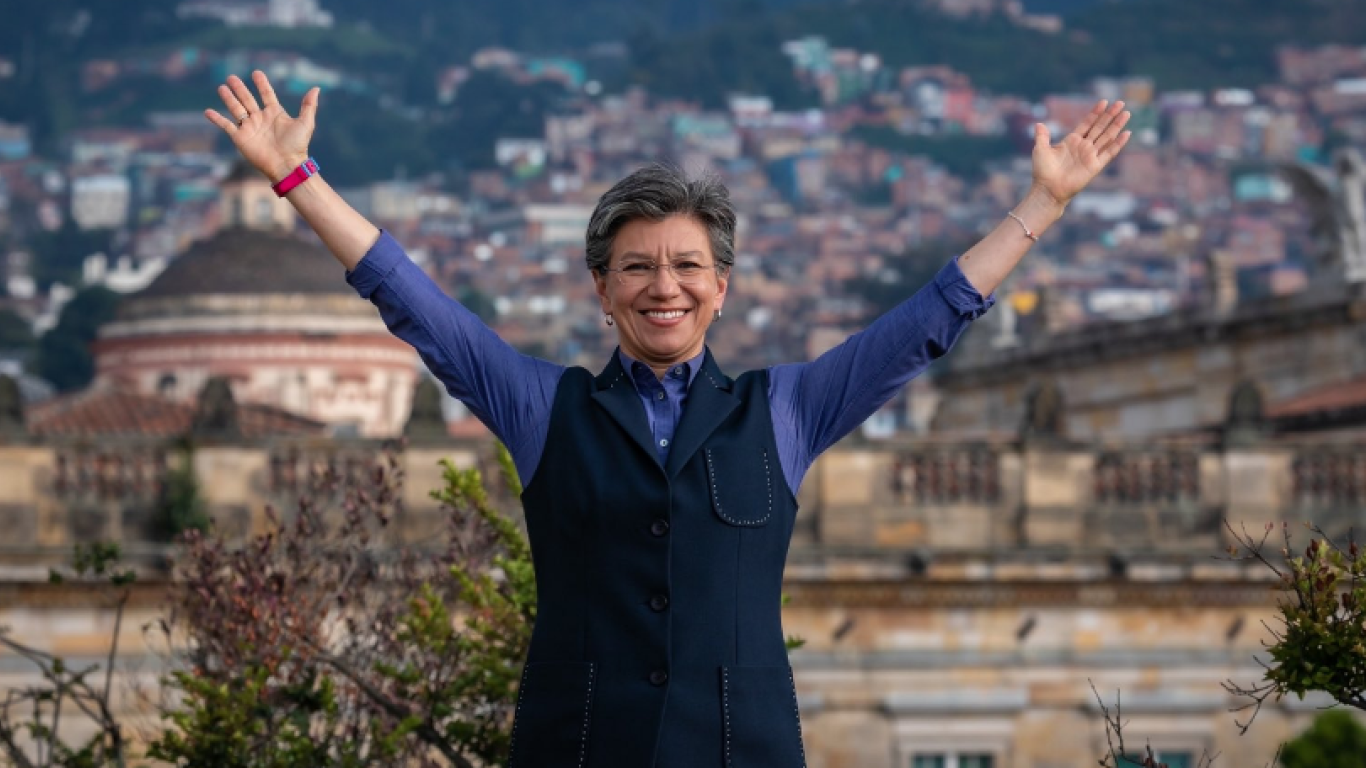 Alcaldesa Claudia López ganó el premio LGTB de Andalucía