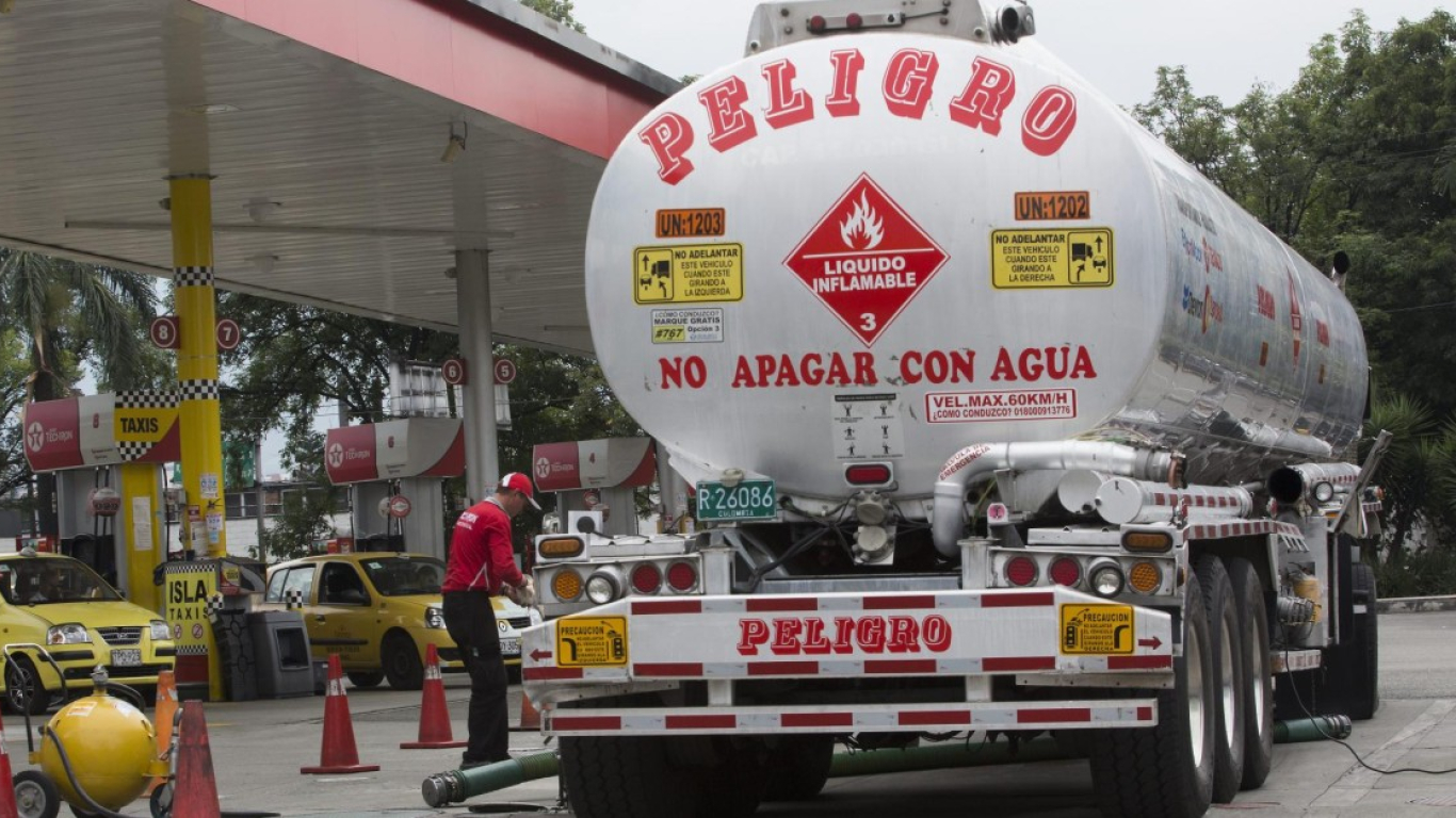 Llegaron más de 40 carrotanques con gasolina a Nariño