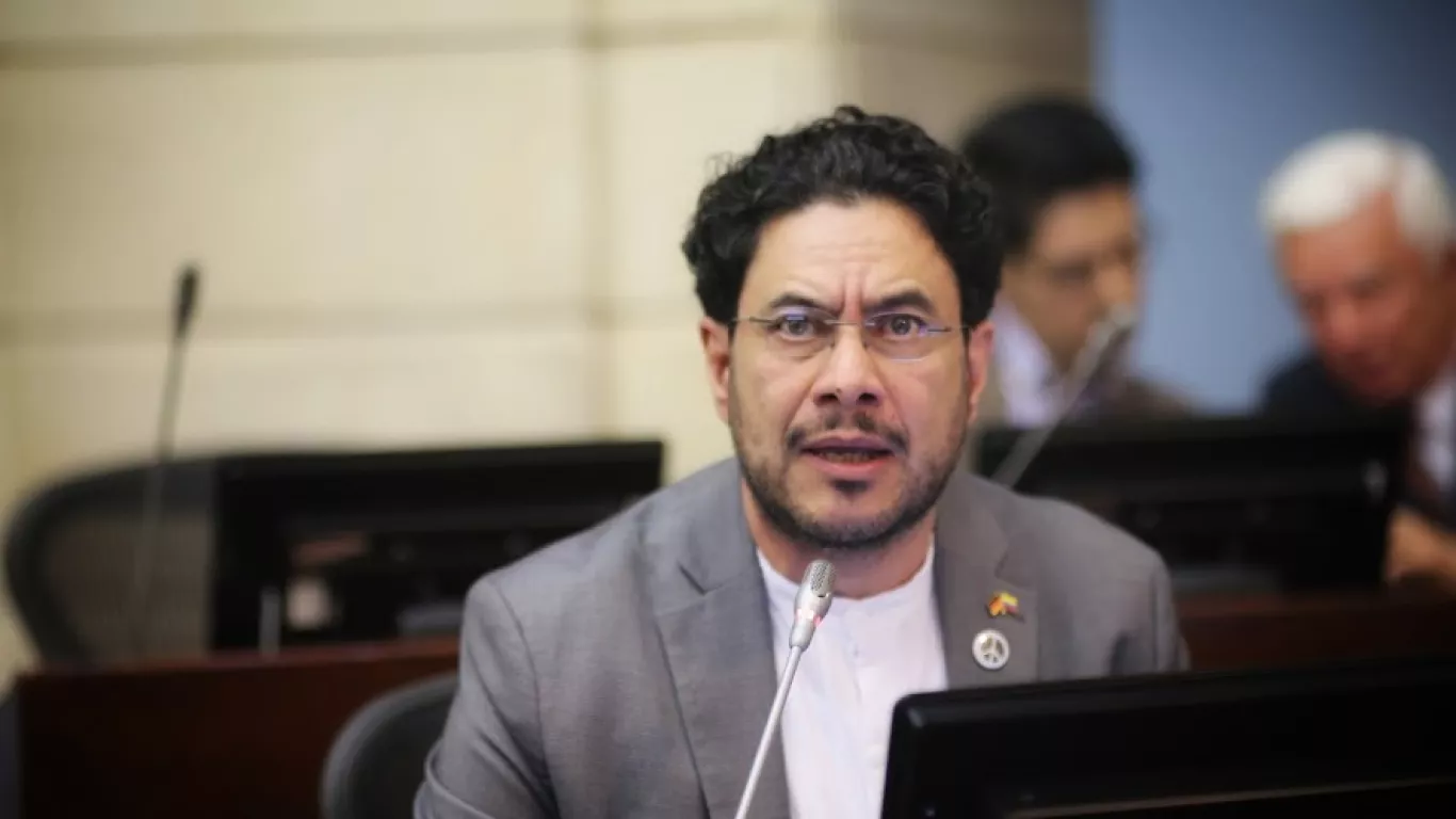 Senador Iván Cepeda nueva 