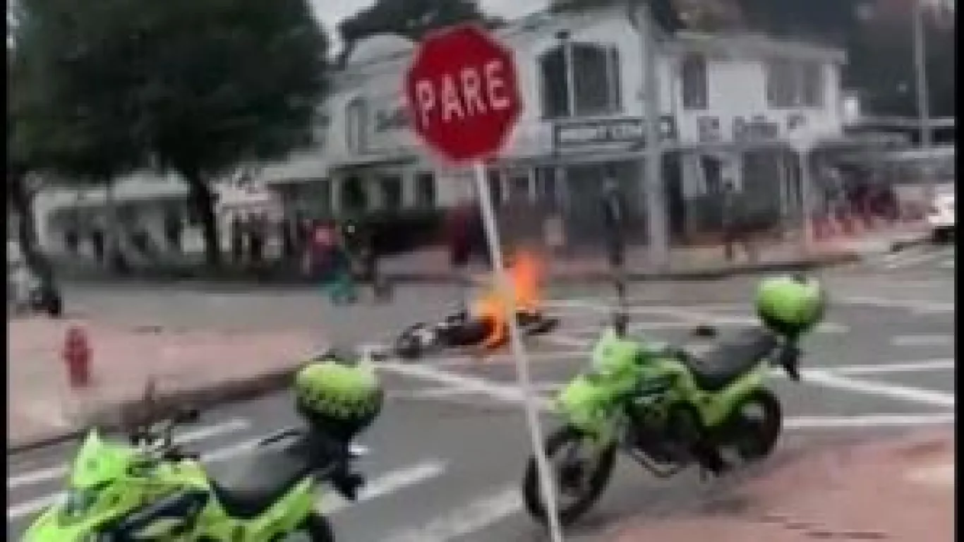 moto quemada Cedritos