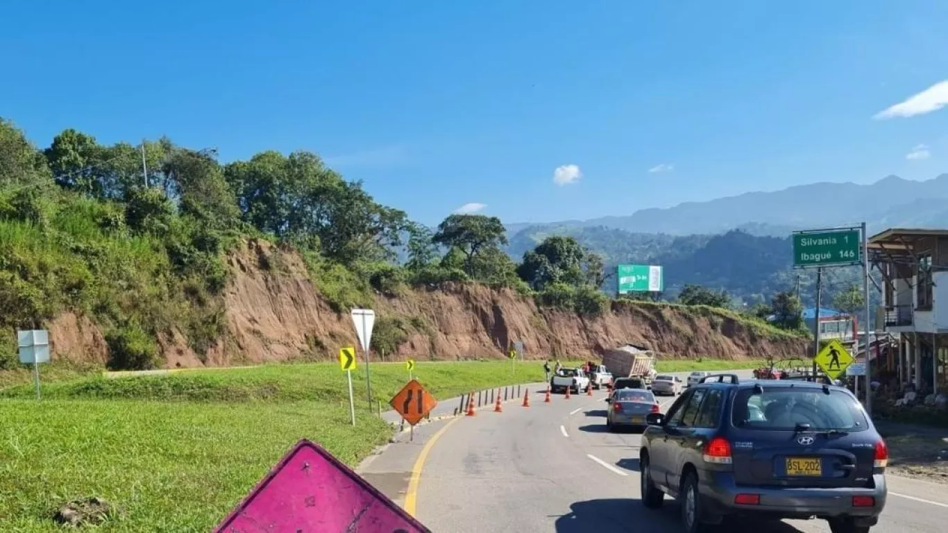 Vía Bogotá Girardot 18 de junio