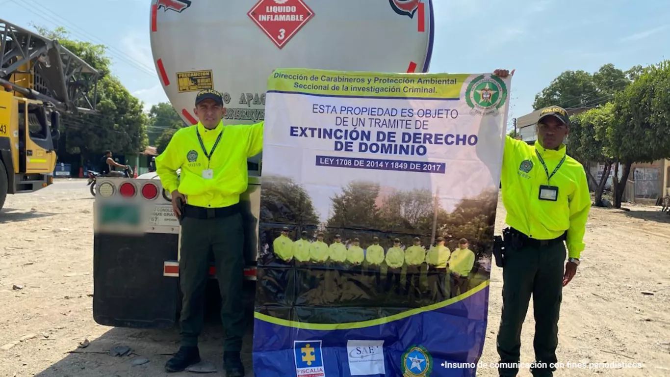 carrotanques usados por la red ‘Renacer’, vinculada al ELN 