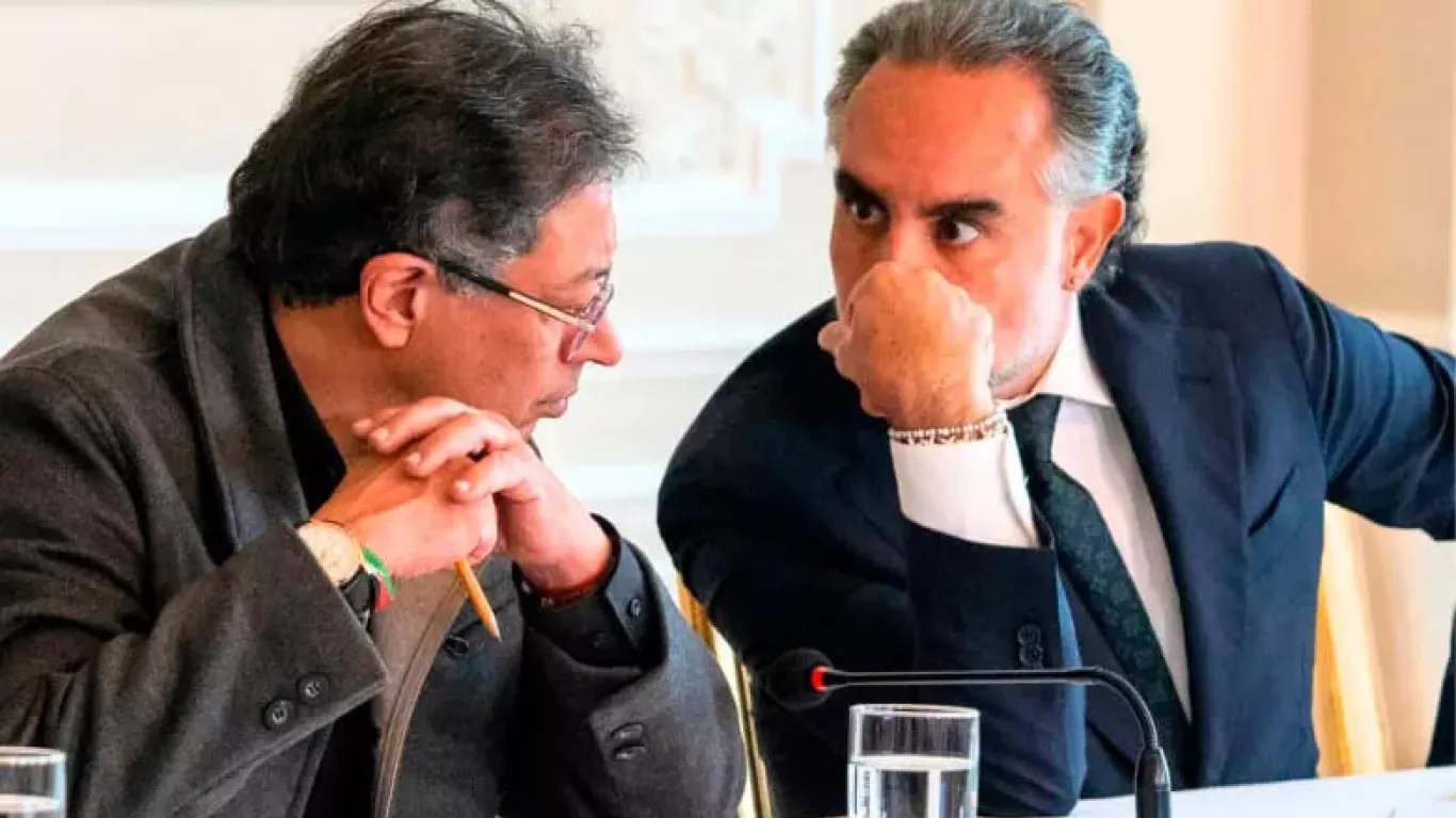 Petro y Benedetti charla