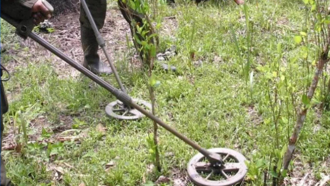 minas antipersonal 25