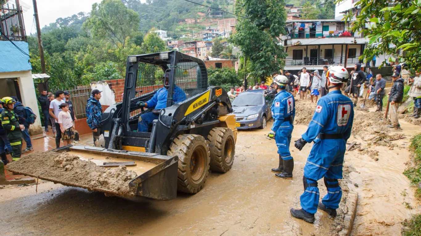damnificados lluvias medellin
