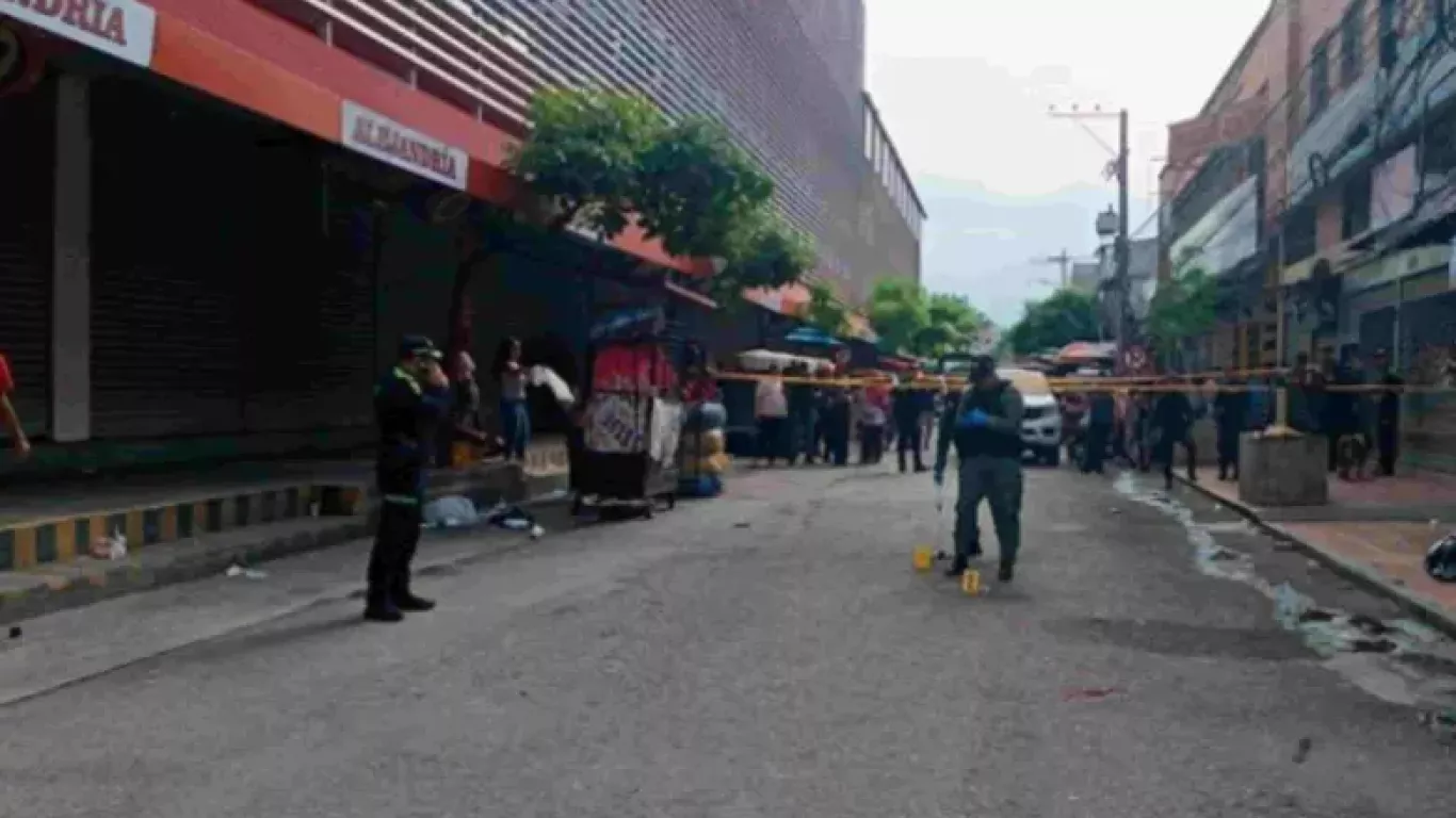 Atentado Centro Comercial Cucuta