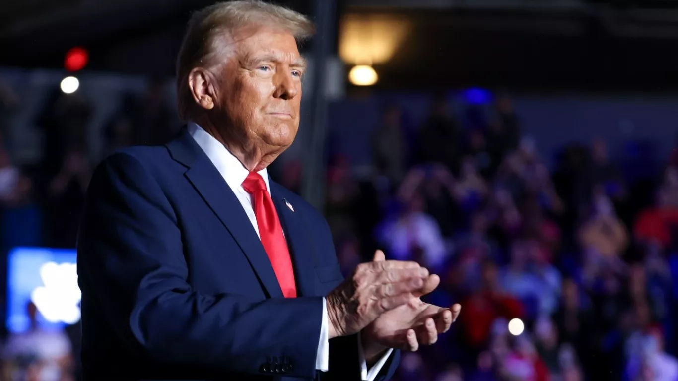 Estados Unidos ataca tres instalaciones nucleares en Irán: