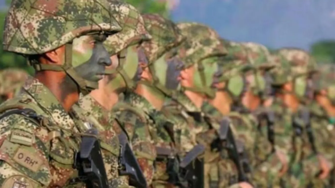 soldados del ejército nacional de Colombia