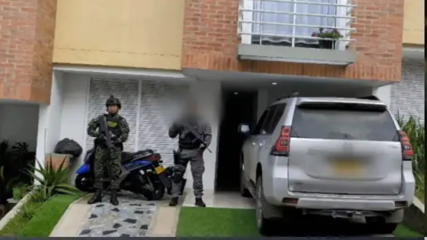 Desmantelan red de estaciones de gasolina 